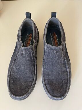 Skechers Men's Washed Charcoal Slip-On Canvas Loafers Size 8